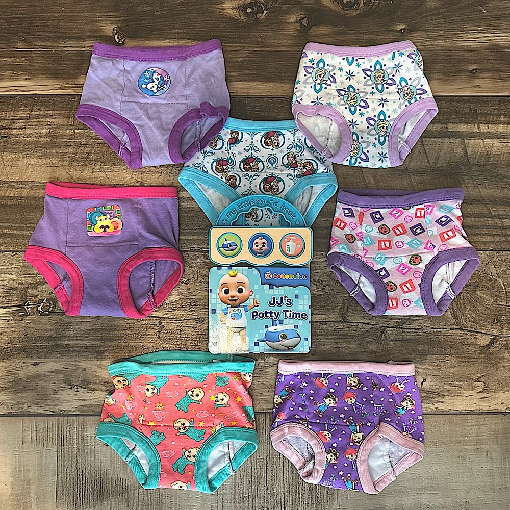 👶 3/$18  Toddler training panties bundle with Sound Book 👶